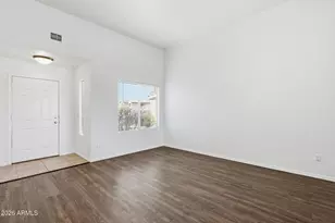 7221 S 37th Dr, Phoenix, AZ 85041 - Photo 9