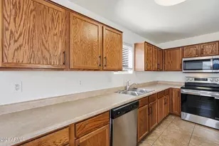 7221 S 37th Dr, Phoenix, AZ 85041 - Photo 21