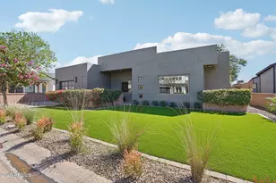 3225 E Sells Dr, Phoenix, AZ 85018 - Photo 1