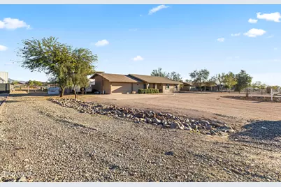22218 W Meade Lane, Buckeye, AZ 85326 - Photo 1