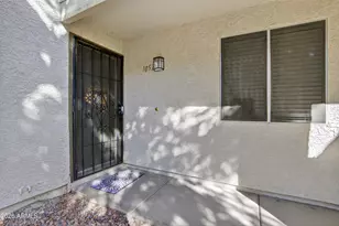 10610 S 48th St, Phoenix, AZ 85044 - Photo 5