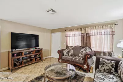 1823 N 48 Avenue, Phoenix, AZ 85035 - Photo 5