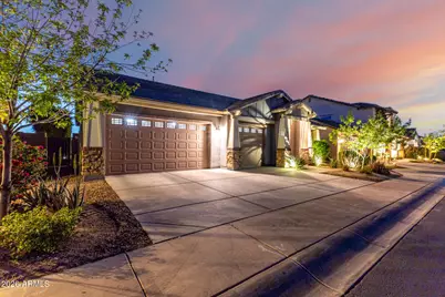 8514 S 8th Lane, Phoenix, AZ 85041 - Photo 1