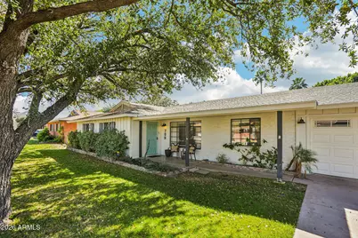 709 E Winter Drive, Phoenix, AZ 85020 - Photo 1