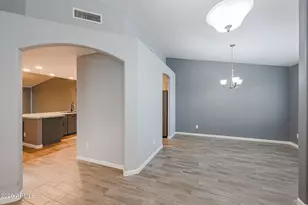 11059 W Irma Ln, Peoria, AZ 85373 - Photo 9