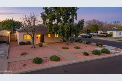 4246 N 2nd Drive, Phoenix, AZ 85013 - Photo 1