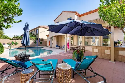16018 W Shangri La Road, Surprise, AZ 85379 - Photo 1
