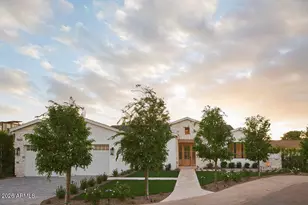 4510 N 36th Pl, Phoenix, AZ 85018 - Photo 1