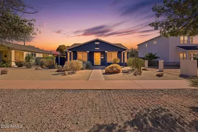 621 N 11th Avenue, Phoenix, AZ 85007 - Photo 1