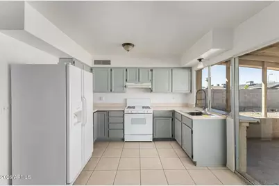 7730 W Orange Drive, Glendale, AZ 85303 - Photo 11