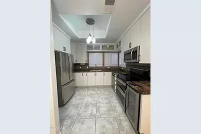 750 E Northern Avenue #Unit 1115, Phoenix, AZ 85020 - Photo 1