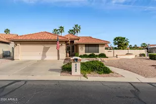 25602 S Burnaby Dr, Sun Lakes, AZ 85248 - Photo 1