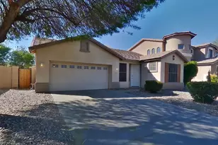 1607 W Lydia Ln, Phoenix, AZ 85041 - Photo 1
