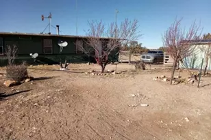5803 Dark Canyon Dr, Winslow, AZ 86047 - Photo 1