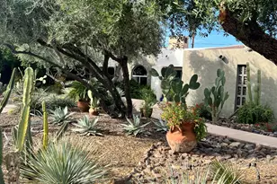 860 W Mountain View Dr, Mesa, AZ 85201 - Photo 1