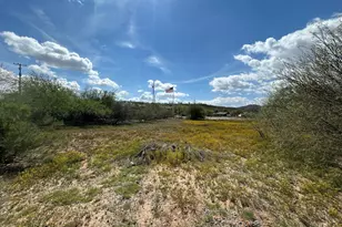 19065 E K-Mine Rd, Black Canyon City, AZ 85324 - Photo 1