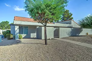 2416 W Caribbean Ln, Phoenix, AZ 85023 - Photo 1