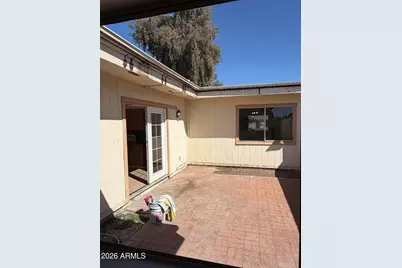 8101 N 31st Drive, Phoenix, AZ 85051 - Photo 1