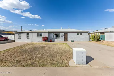 2940 W El Caminito Drive, Phoenix, AZ 85051 - Photo 1