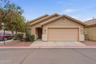 125 N 22nd Pl, Mesa, AZ 85213 - Photo 1