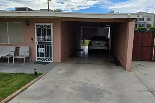 5722 S 34th Pl, Phoenix, AZ 85040 - Photo 1