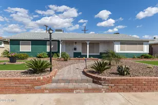 5807 N 21st Ave, Phoenix, AZ 85015 - Photo 1