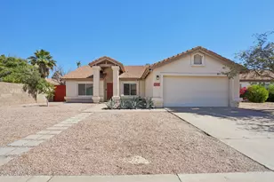 1131 N Pebble Beach Dr, Gilbert, AZ 85234 - Photo 1