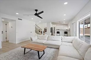 17521 N 84th Ln, Peoria, AZ 85382 - Photo 13