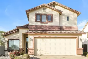 8216 W Globe Ave, Phoenix, AZ 85043 - Photo 1