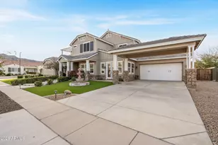 2822 E Constance Wy, Phoenix, AZ 85042 - Photo 3