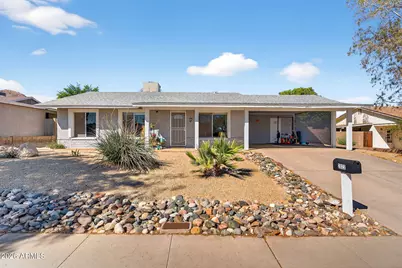 2822 E Willow Avenue, Phoenix, AZ 85032 - Photo 1