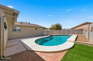 8432 N 56th Ave, Glendale, AZ 85302 - Photo 1