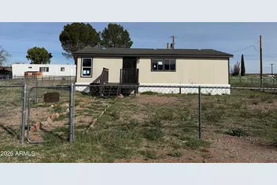 211 E Yuma Street, Huachuca City, AZ 85616 - Photo 1
