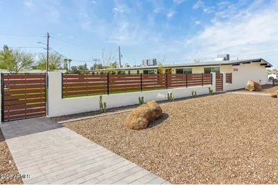 6049 W Laurie Lane #Apt 7, Glendale, AZ 85302 - Photo 1