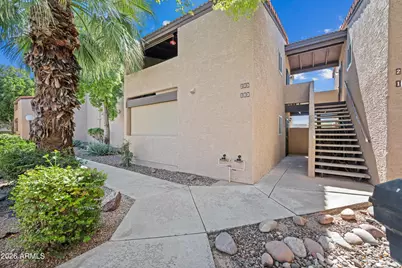 5146 E Oak Street #Unit 204, Phoenix, AZ 85008 - Photo 1