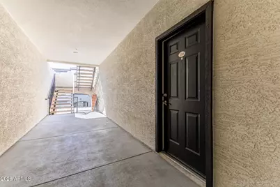 3302 N 7th Street #Unit 210, Phoenix, AZ 85014 - Photo 1