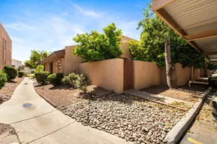 2121 W Royal Palm Rd, Phoenix, AZ 85021 - Photo 1