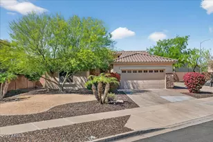 27834 N Gidiyup Trail, Phoenix, AZ 85085 - Photo 1