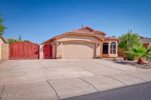 6458 W Adobe Dr, Glendale, AZ 85308 - Photo 1