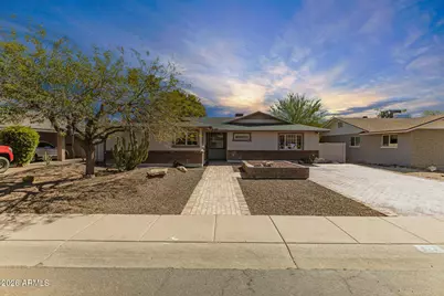 413 E Ellis Drive, Tempe, AZ 85282 - Photo 1