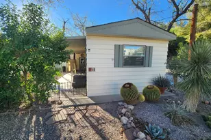 610 Jack Burden Rd, Wickenburg, AZ 85390 - Photo 1