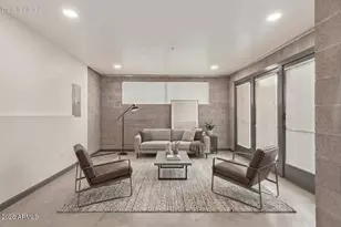 129 N 11th Ave, Phoenix, AZ 85007 - Photo 1