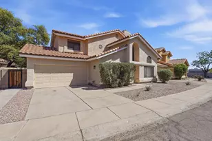 1333 N Brittany Ln, Gilbert, AZ 85233 - Photo 1