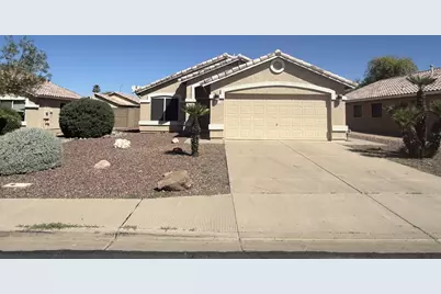 8638 E Capri Avenue, Mesa, AZ 85208 - Photo 1