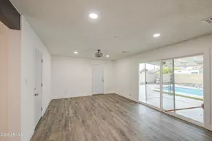 2614 W Aster Dr, Phoenix, AZ 85029 - Photo 7