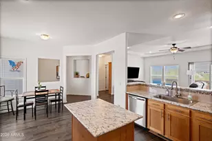248 E Linda Ln, Phoenix, AZ 85086 - Photo 19