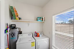 248 E Linda Ln, Phoenix, AZ 85086 - Photo 29