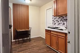 4810 N 69th Dr, Phoenix, AZ 85033 - Photo 1