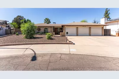 8210 N 50th Avenue, Glendale, AZ 85302 - Photo 1