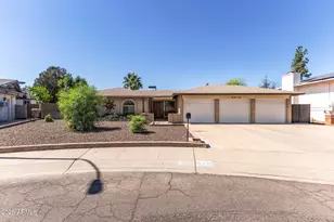 8210 N 50th Ave, Glendale, AZ 85302 - Photo 1